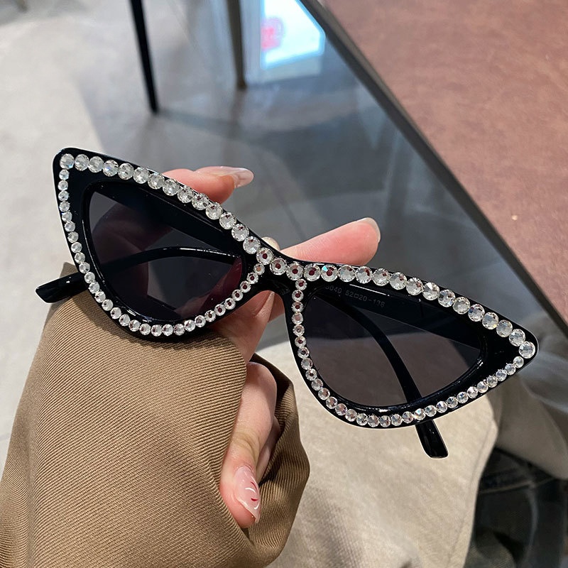 ヴィンテージ高級キャットアイサングラス女性ブランドデザイナー - Sunglasses Cat Eye のレビューと価格