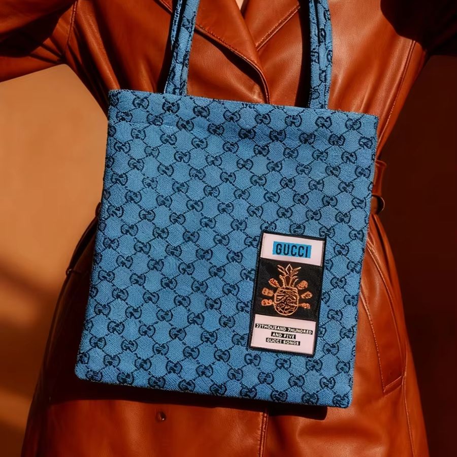 GUCCIバッグ レディース キャンバストートバッグ ライト - Tote Bag Beach のレビューと価格